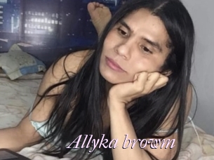 Allyka_browm