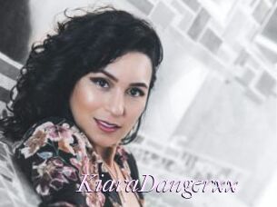 KiaraDangerxx