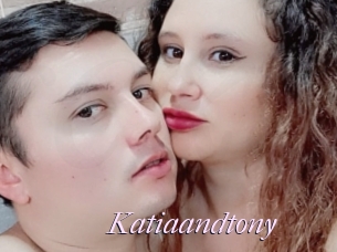 Katiaandtony