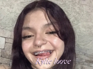 Kylie_loove