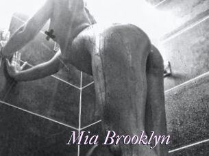 Mia_Brooklyn