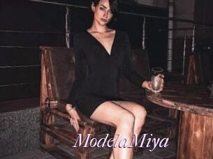 ModelaMiya