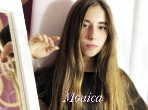 Monica_