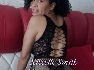 Niccolle_Smith