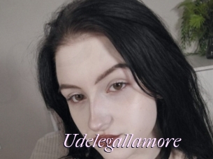 Udelegallamore