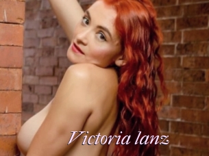 Victoria_lanz